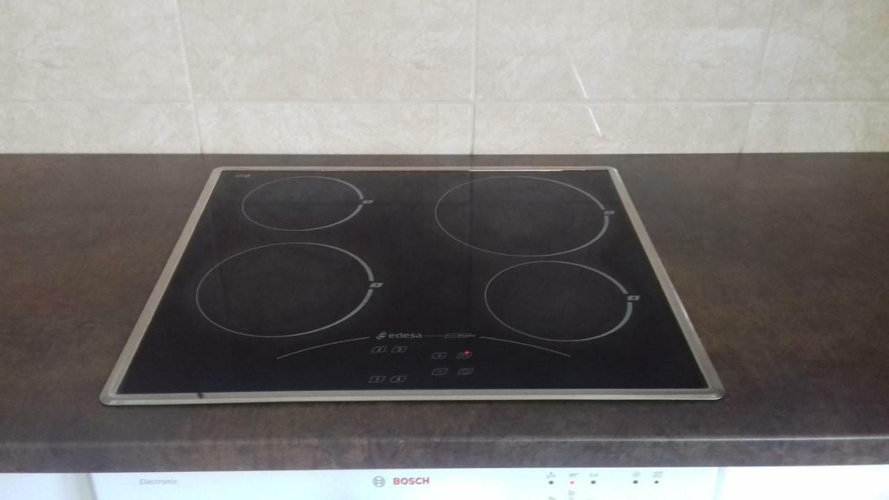Benelise Apartman ヘーヴィーズ エクステリア 写真