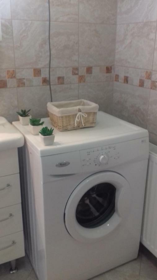 Benelise Apartman ヘーヴィーズ エクステリア 写真